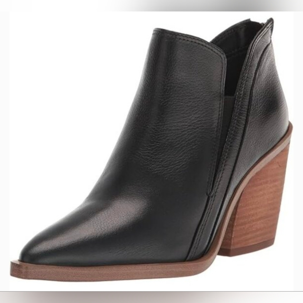 Vince Camuto Black Leather Gradina Block Heel Pointed Toe Bootie, Size 10, Euc